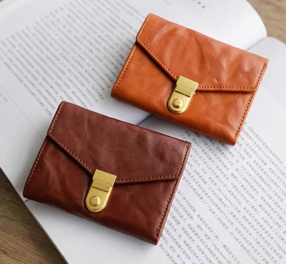 Colorio – Handmade Cowhide Short Wallet