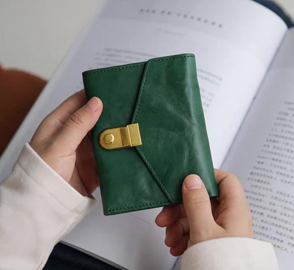 Colorio – Handmade Cowhide Short Wallet