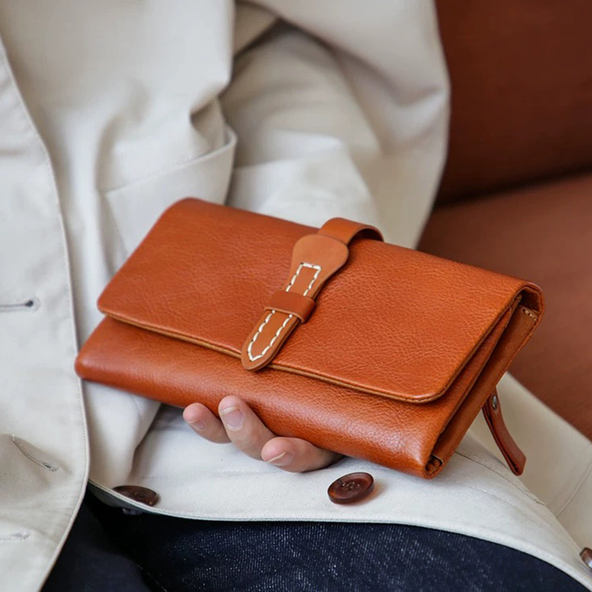 AmberFold – Cartera triple de piel de vaca hecha a mano
