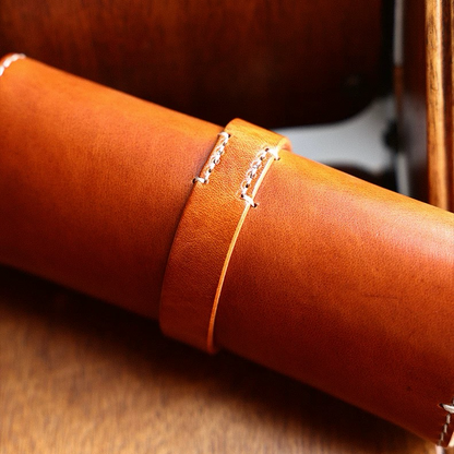 Classic Leather Wrap Glasses Case- Classic Red